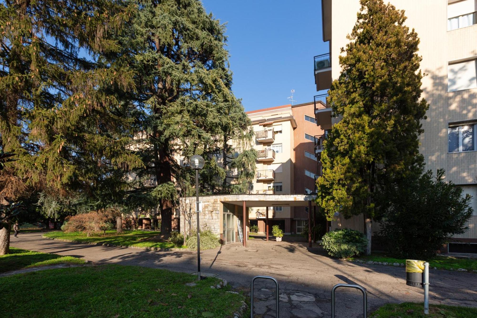 Milan-Linate Apartment With Balcony Exteriér fotografie